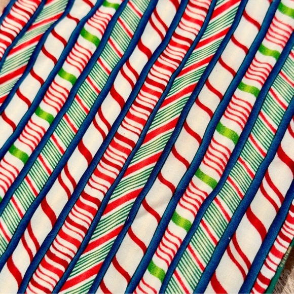 Shabby Cottage Christmas Stocking - Set of 2 Stockings - Picture 12 of 16